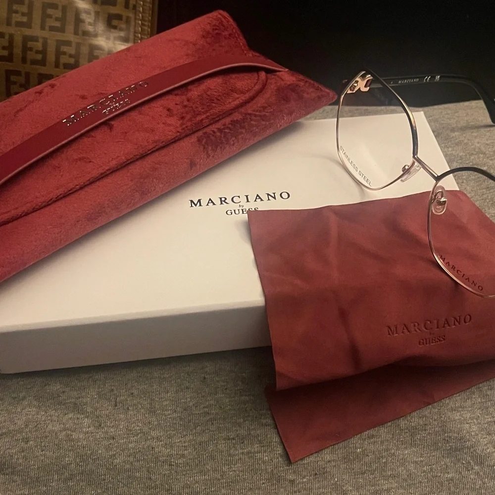 Guess by Marciano GM0391-002 55mm Eyeglasses New In Box with Cloth